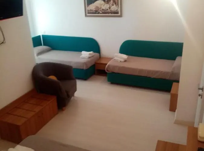 Ribot Hotell 3*