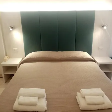 Ribot Otel Rimini