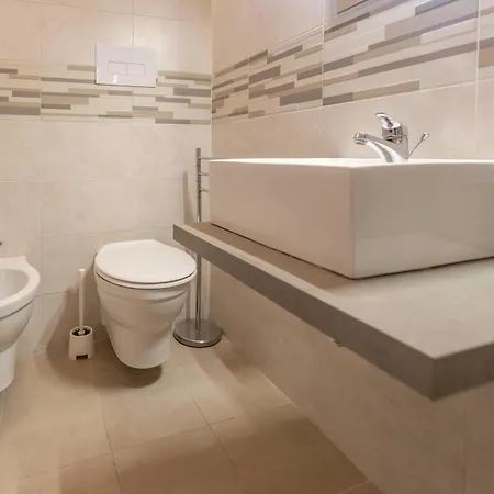 Ribot Hotel 3*