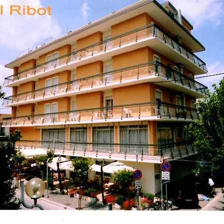 Ribot Hotel