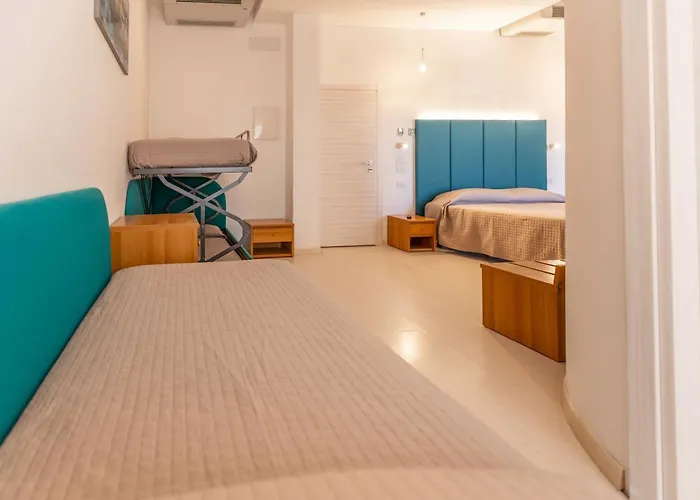Hotel Ribot 3*